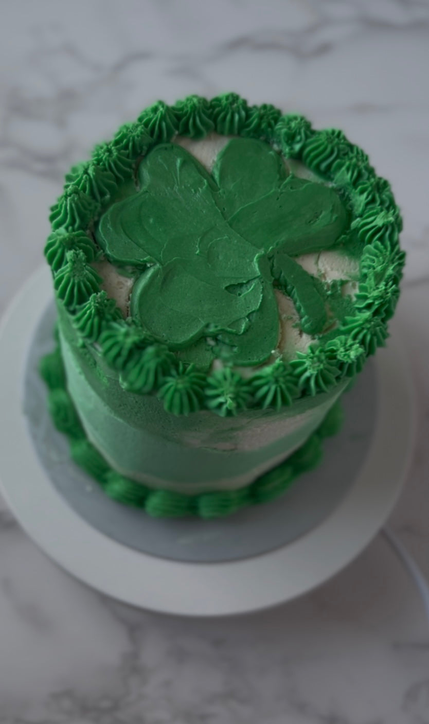 Dairy or Non-Dairy 4" Smash Cake